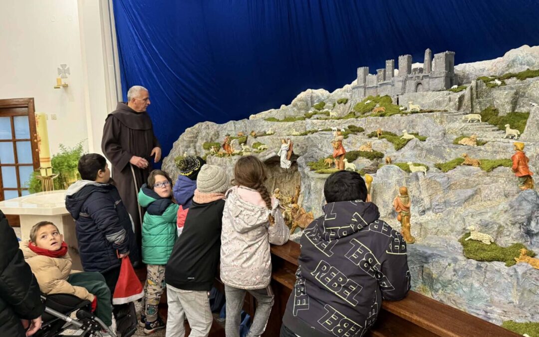 Razgledavanje božićnih jaslica